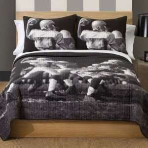  Photoreal Football Twin Quilt with Pillow Sham