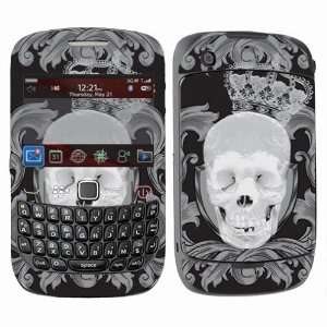 BlackBerry Curve 8520 or 8530 Vinyl Protection Decal Skin Black Skull 