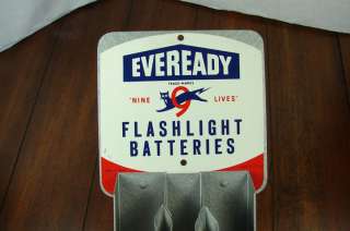NOS EVEREADY FLASHLIGHT BATTERIES BATTERY STORE DISPLAY CAT 9 LIVES 