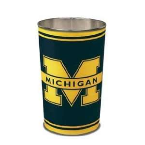  NCAA Michigan Wolverines XL Trash Can