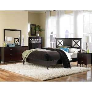  4pc Queen Size Bedroom Set with Wood Panel Bed in Merlot 