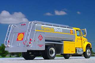 Xtra Fine   SHELL OIL IH 4900 Bulk Tanker Truck   First Gear  