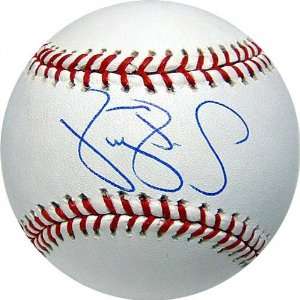  Darryl Strawberry Autographed MLB Baseball with 86 Champs 