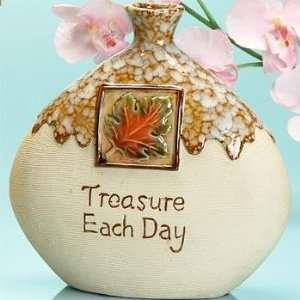 Green Vase Inspirational Message Treasure Each Day Decoration Model