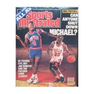 Joe Dumars autographed Sports Illustrated Magazine (Detroit Pistons)