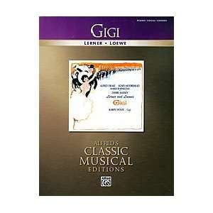  Gigi Vocal Selections Book Piano/Vocal/Chords Sports 