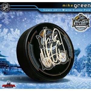 Mike Green Signed 2011 Winter Classic Hockey Puck   Sports Memorabilia 