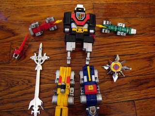 1998 Voltron   10 inch Plastic from Trendmasters  