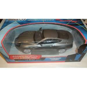    Aston Martin V12 Vanquish  From Die Another Day 1/18 Toys & Games