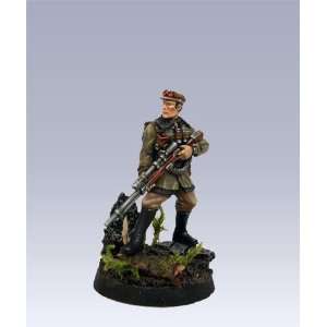  28mm Miniature Guardsman Sniper (1) Toys & Games