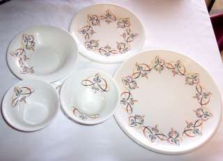 Arabesque by Iroquois 5 Pcs. Place Setting Mint Cond.  