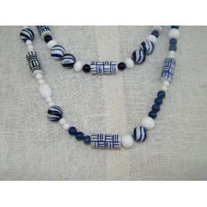  Vintage Mod Retro Blue White Beaded Necklaces Necklace 