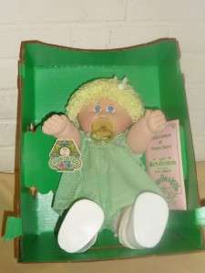   CABBAGE PATCH KID GIRL Doll CPK MINNI SHIRLEY BIRTH CERTIFICATE in BOX