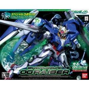 Gundam 00   00 Raiser 1/100 Scale Model Toys & Games