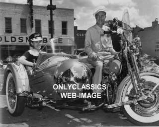 1951 MOTORCYCLE CHROME SIDECAR PHOTO   OLDS CAR DEALER  