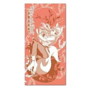  Spice and Wolf   Holo with Apple Bath Towel Toys & Games