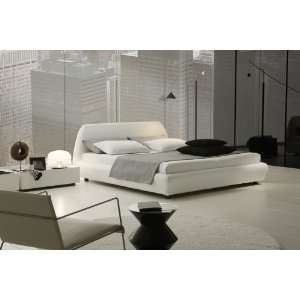  Rossetto T286602345I01 Downtown Queen Bed in White 