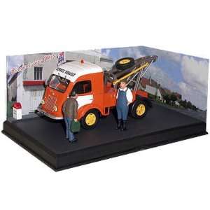  Renault Galion Tow Truck   Diorama   1/43rd Scale Part 