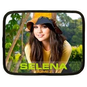   New Laptop Netbook Notebook XXL Case Bag Selena Gomez ~ 