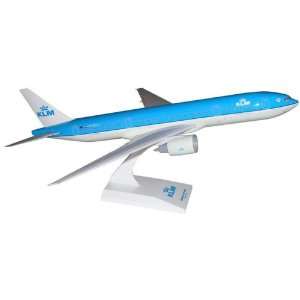  Skymarks 1200 Scale KLM B777 200 Model Airplane Toys 