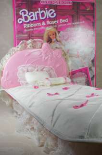 Sweet Roses Barbie Ribbons & Roses bed  