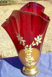 Murano Glass Vase   Ruby Red 24 Kt Gold Painted   Italy with Original 