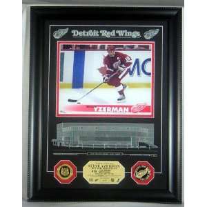  Steve Yzerman Detroit Red Wings Archival Etched Glass 
