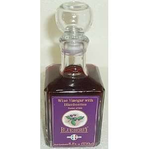 Lapiana infused wine vinegar with Blueberries 8.8oz  