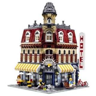 Lego Make & Create Café Corner by LEGO