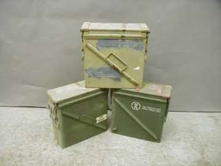 ONE USED ARMY MILITARY 25 MM AMMO AMMUNITION CAN  
