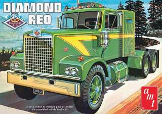 AMT Diamond Reo Tractor Cab model kit 1/25  