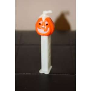  Glow in the Dark Halloween Pumpkin Pez Dispenser 