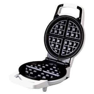 Toastmaster Round Cool Touch Waffle Baker  Kitchen 