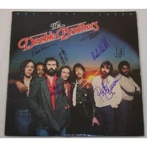  Doobie Brothers One Step Closer Hand Signed Autographed Record Album 