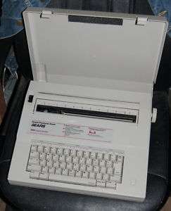 SR1000C Electric Typewriter   Smith Corona  
