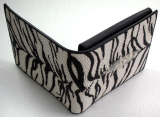 white tiger stingray wallet