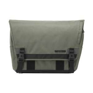  Incase Range Large Messenger Bag   Moss Green   CL55395 