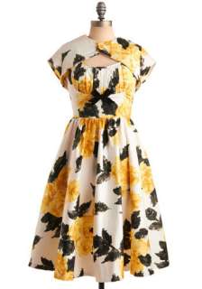   Dress in Floral  Mod Retro Vintage Printed Dresses  ModCloth