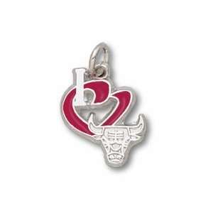 com Chicago Bulls 1/2 I Heart Logo Enamel Charm   Sterling Silver 