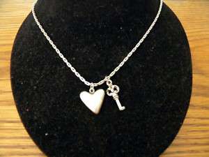 FOSSIL PEWTER CHAIN & HEART KEY PENDANT NECKLACE  
