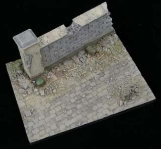 Alliance Model Works 135 Small Resin Diorama Base Some Cover 