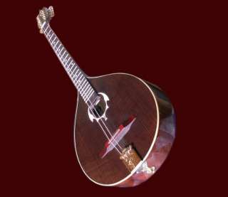 The Red Irish Bouzouki has an plain headpiece with single mechanics 