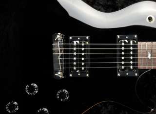   Singlecut Electric Guitar Black and Deluxe PRS Gigbag Electric Guitar