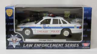 Chicago Police Diecast Metal Car   124 Scale   Motormax   New in box 