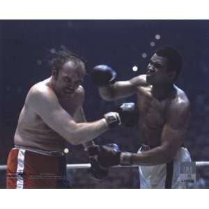 Muhammad Ali Vs. Chuck Wepner Richfield, Ohio 1975 (#27)   Licensed 