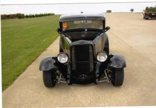 1930/31 FORD 3 WINDOW FIBERGLASS COUPE BODY  