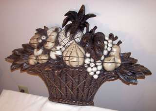SYROCO FRUIT BASKET WALL HANGING COLONIAL 1965 BROWNS  
