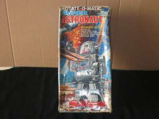   MATIC.SPACE SUPER ASTRONAUT JAPAN BATTERY OPERATED ROBOT 1960s  