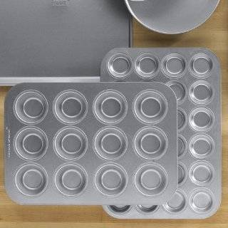Chicago Metallic Commercial Muffin Pan 12 Cup