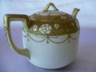ANTIQUE NIPPON HAND PAINTED GOLD TEAPOT & SUGAR BOWL